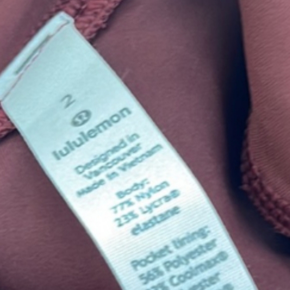 π LULULEMON π Align 25" size 2 - Picture 3 of 4